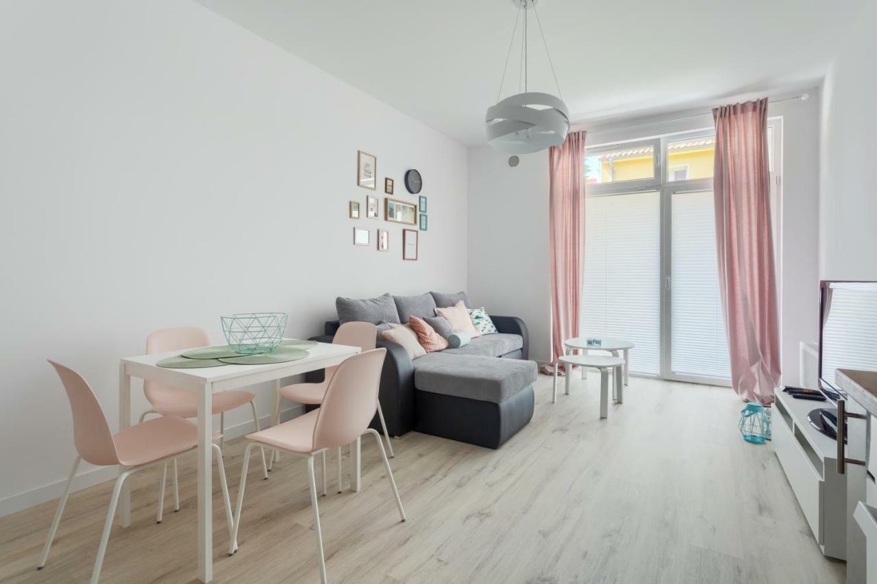 Apartament Kolorowy Przy Plazy Giżycko Esterno foto
