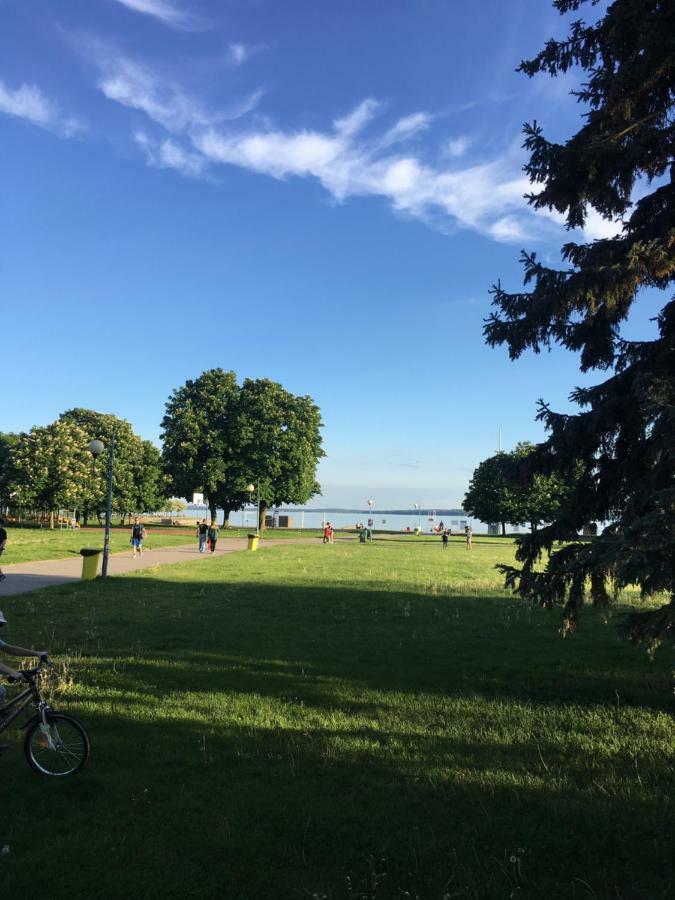 Apartament Kolorowy Przy Plazy Giżycko Esterno foto